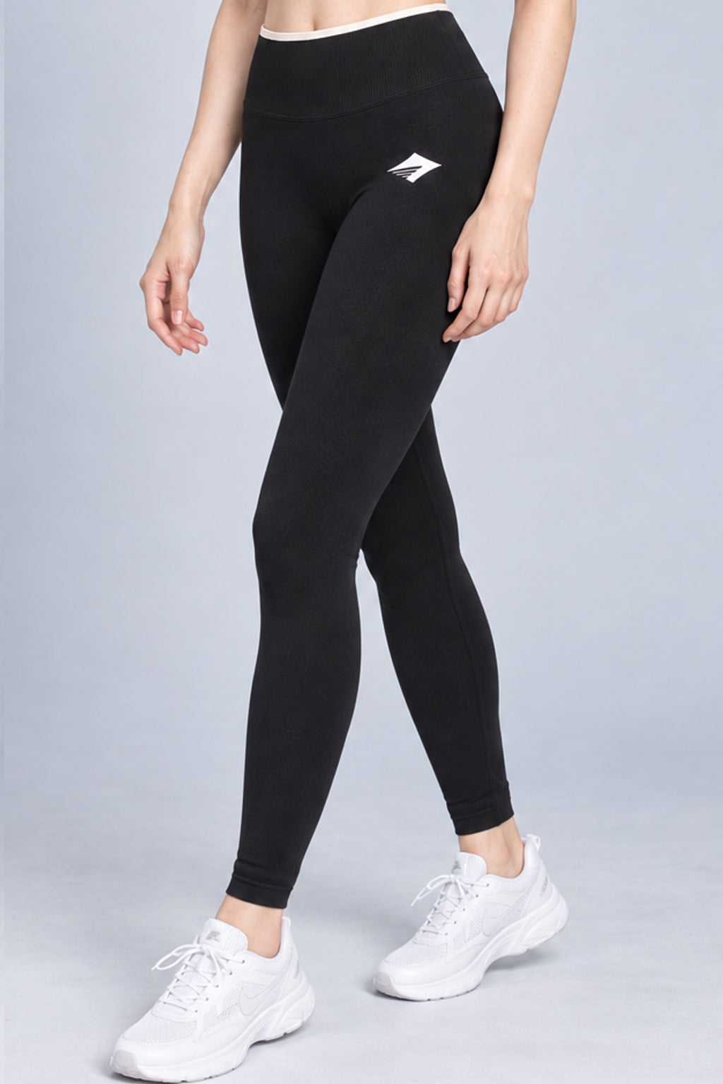 ENIO Contour Seamless Leggings