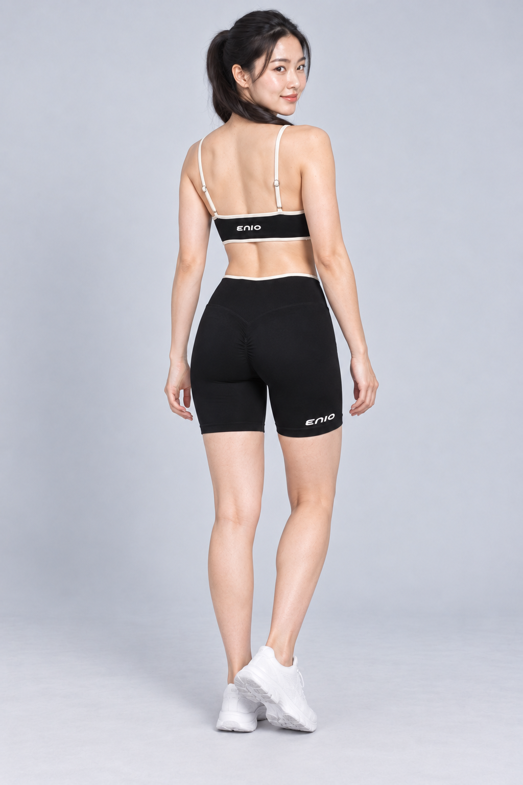ENIO Seamless Sculpt Shorts