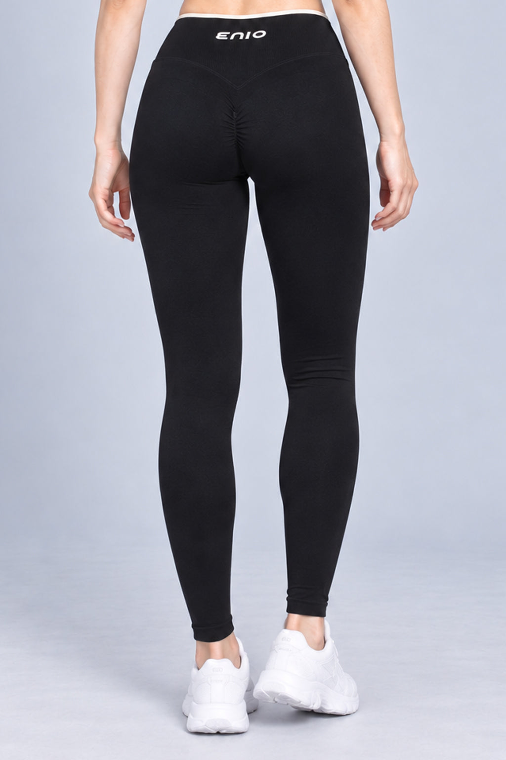 ENIO Contour Seamless Leggings